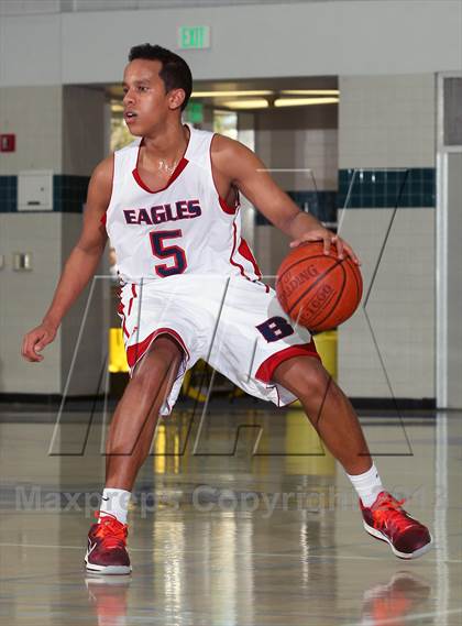 Thumbnail 3 in Pleasant Grove vs Brentwood School (MaxPreps Holiday Classic) photogallery.