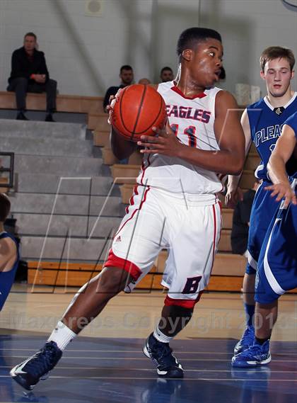 Thumbnail 2 in Pleasant Grove vs Brentwood School (MaxPreps Holiday Classic) photogallery.