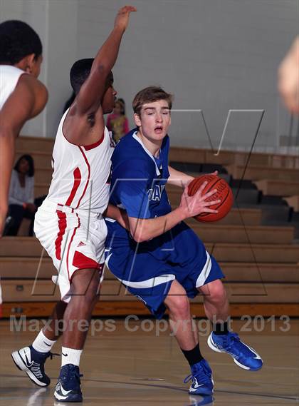 Thumbnail 2 in Pleasant Grove vs Brentwood School (MaxPreps Holiday Classic) photogallery.