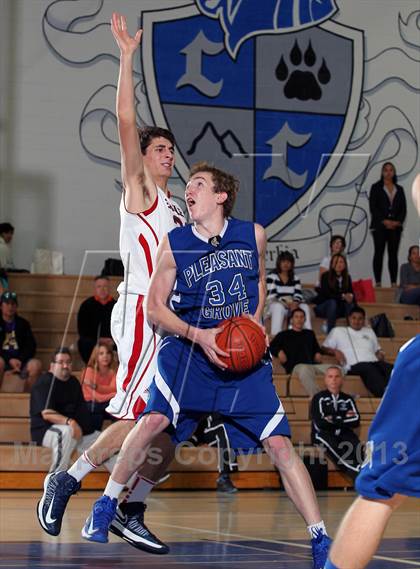 Thumbnail 3 in Pleasant Grove vs Brentwood School (MaxPreps Holiday Classic) photogallery.