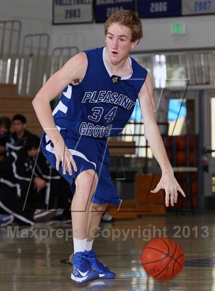 Thumbnail 1 in Pleasant Grove vs Brentwood School (MaxPreps Holiday Classic) photogallery.
