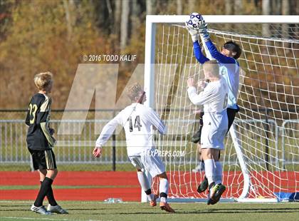 Thumbnail 1 in Joel Barlow vs. Hand (CIAC Class L Final) photogallery.