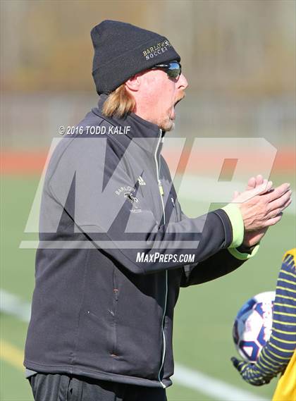 Thumbnail 1 in Joel Barlow vs. Hand (CIAC Class L Final) photogallery.