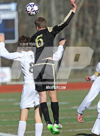 Thumbnail 1 in Joel Barlow vs. Hand (CIAC Class L Final) photogallery.