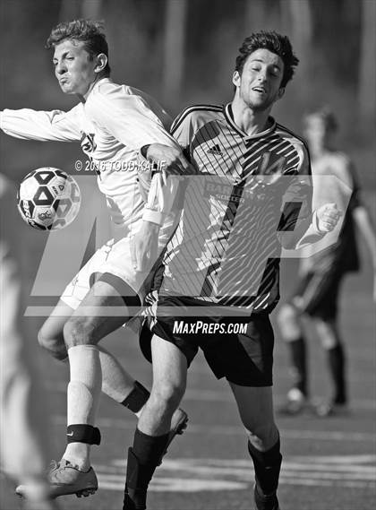 Thumbnail 2 in Joel Barlow vs. Hand (CIAC Class L Final) photogallery.