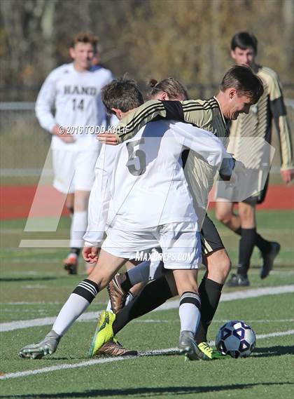 Thumbnail 3 in Joel Barlow vs. Hand (CIAC Class L Final) photogallery.