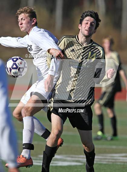 Thumbnail 1 in Joel Barlow vs. Hand (CIAC Class L Final) photogallery.