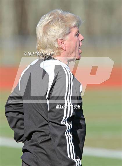 Thumbnail 3 in Joel Barlow vs. Hand (CIAC Class L Final) photogallery.