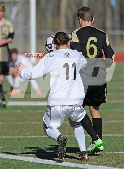 Thumbnail 1 in Joel Barlow vs. Hand (CIAC Class L Final) photogallery.