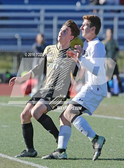 Thumbnail 2 in Joel Barlow vs. Hand (CIAC Class L Final) photogallery.