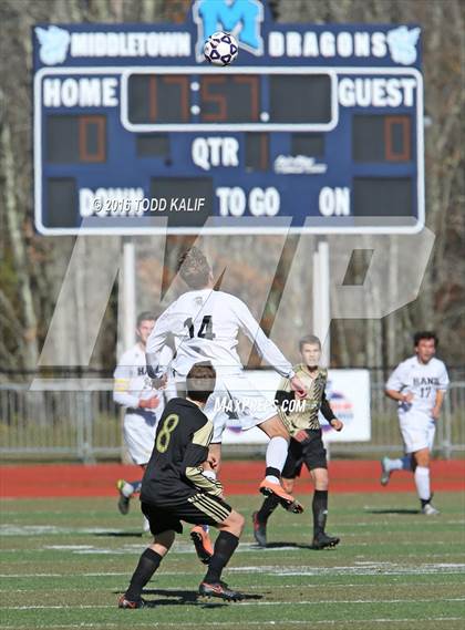 Thumbnail 3 in Joel Barlow vs. Hand (CIAC Class L Final) photogallery.