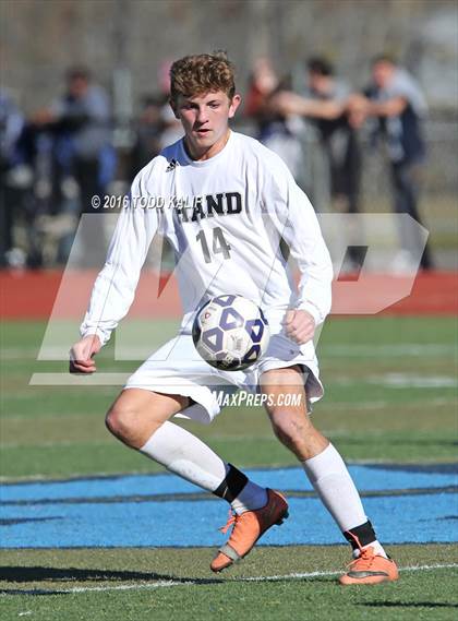 Thumbnail 2 in Joel Barlow vs. Hand (CIAC Class L Final) photogallery.