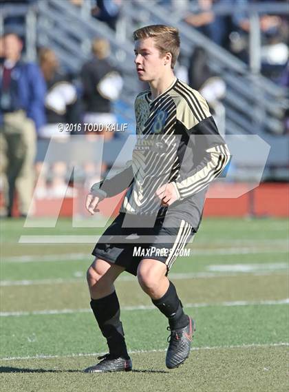 Thumbnail 2 in Joel Barlow vs. Hand (CIAC Class L Final) photogallery.