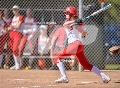 Thumbnail 1 in Woodbridge vs. Warren photogallery.