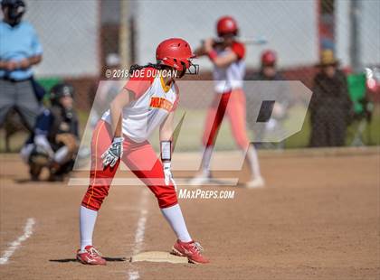 Thumbnail 3 in Woodbridge vs. Warren photogallery.