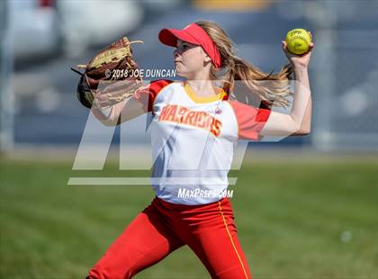 Thumbnail 3 in Woodbridge vs. Warren photogallery.