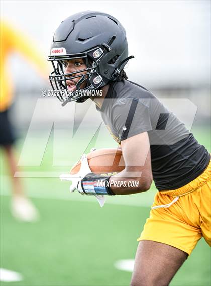 Thumbnail 1 in Montgomery Central vs Douglas Byrd (Montgomery Central 1st Annual 7 on 7 Air Raid Classic) photogallery.