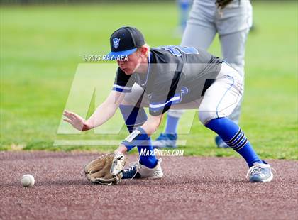 Thumbnail 3 in Davis @ Jesuit photogallery.