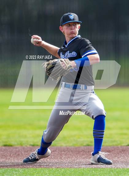 Thumbnail 3 in Davis @ Jesuit photogallery.