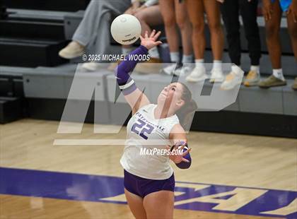 Thumbnail 2 in Rogers @ Fayetteville photogallery.