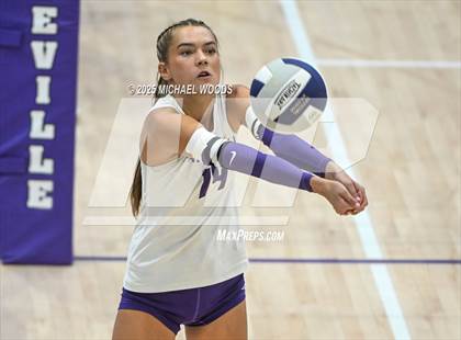 Thumbnail 3 in Rogers @ Fayetteville photogallery.