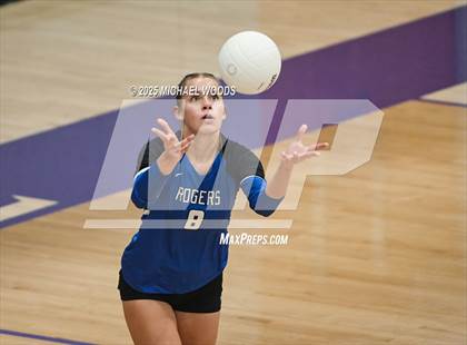 Thumbnail 3 in Rogers @ Fayetteville photogallery.