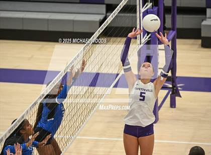 Thumbnail 2 in Rogers @ Fayetteville photogallery.