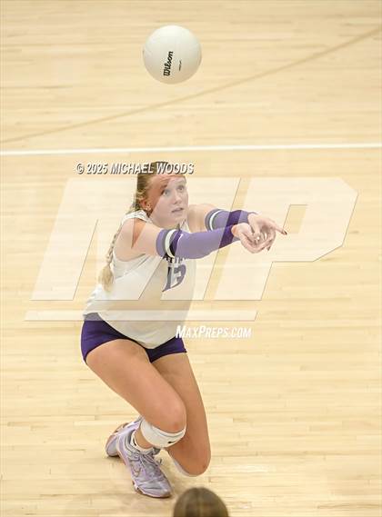 Thumbnail 3 in Rogers @ Fayetteville photogallery.