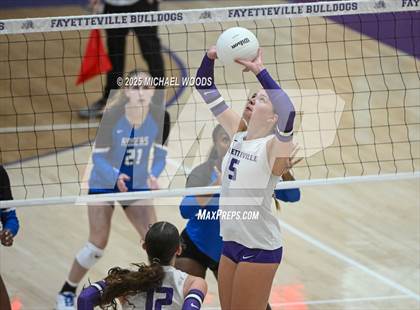 Thumbnail 3 in Rogers @ Fayetteville photogallery.