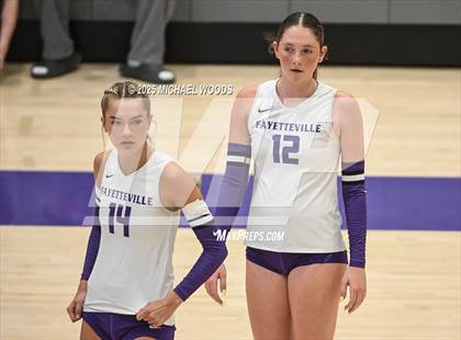 Thumbnail 3 in Rogers @ Fayetteville photogallery.