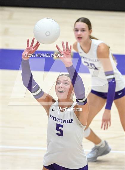 Thumbnail 1 in Rogers @ Fayetteville photogallery.