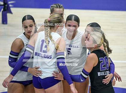 Thumbnail 3 in Rogers @ Fayetteville photogallery.