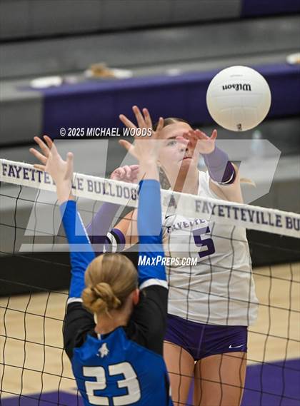 Thumbnail 1 in Rogers @ Fayetteville photogallery.