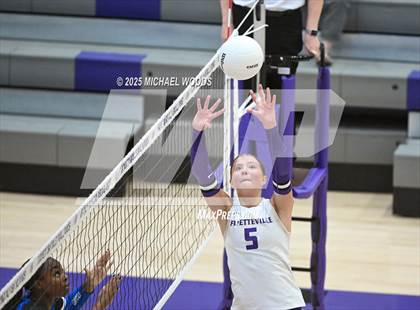 Thumbnail 2 in Rogers @ Fayetteville photogallery.