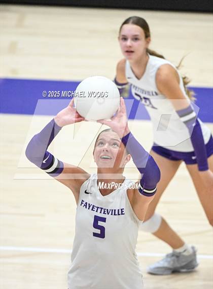 Thumbnail 2 in Rogers @ Fayetteville photogallery.