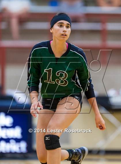 Thumbnail 3 in Reagan vs O'Connor photogallery.