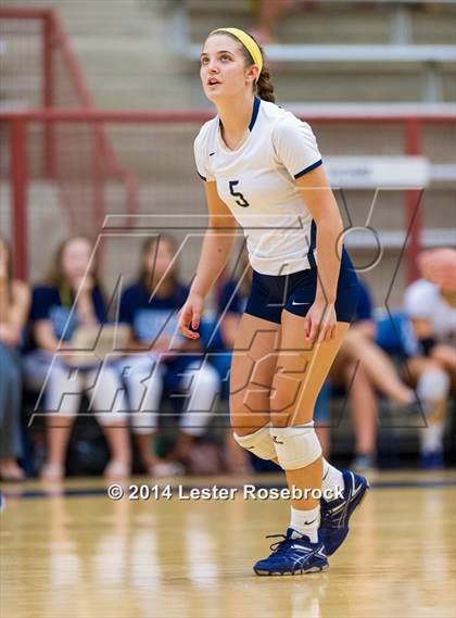 Thumbnail 3 in Reagan vs O'Connor photogallery.
