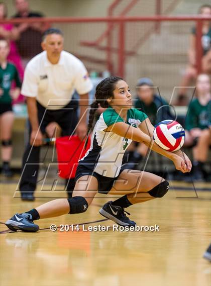Thumbnail 3 in Reagan vs O'Connor photogallery.