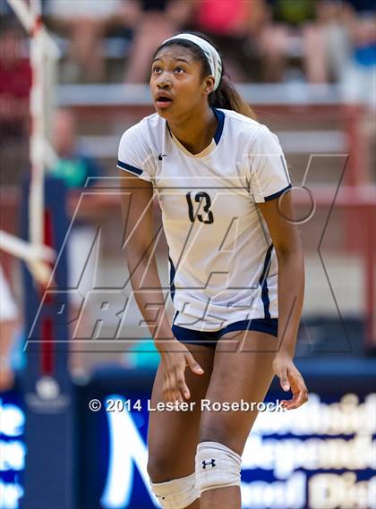 Thumbnail 3 in Reagan vs O'Connor photogallery.