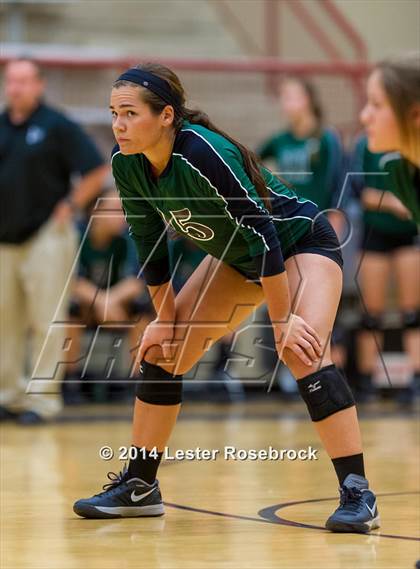 Thumbnail 2 in Reagan vs O'Connor photogallery.