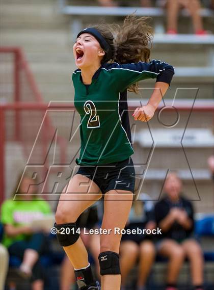 Thumbnail 2 in Reagan vs O'Connor photogallery.