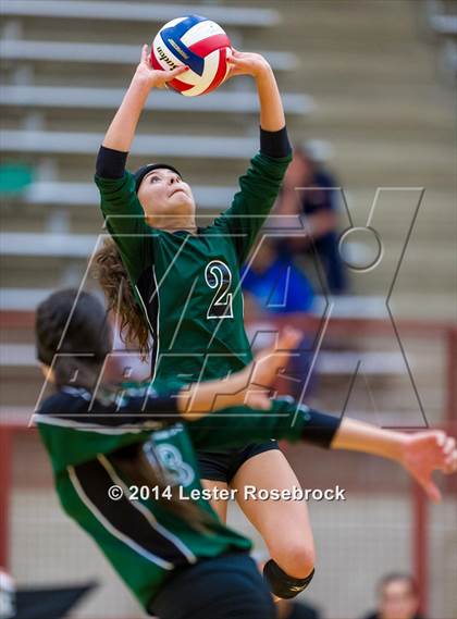 Thumbnail 2 in Reagan vs O'Connor photogallery.