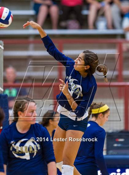 Thumbnail 3 in Reagan vs O'Connor photogallery.