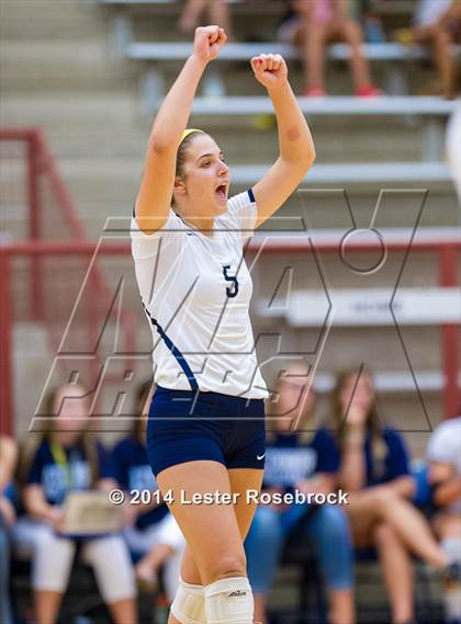 Thumbnail 2 in Reagan vs O'Connor photogallery.