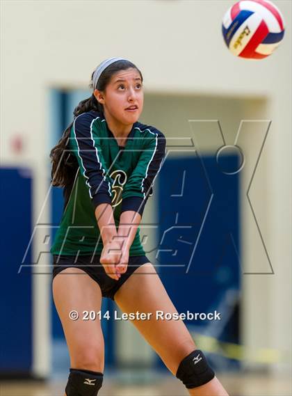 Thumbnail 2 in Reagan vs O'Connor photogallery.