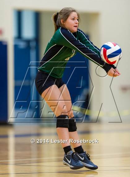 Thumbnail 2 in Reagan vs O'Connor photogallery.