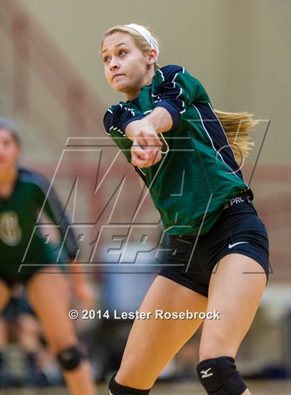 Thumbnail 3 in Reagan vs O'Connor photogallery.