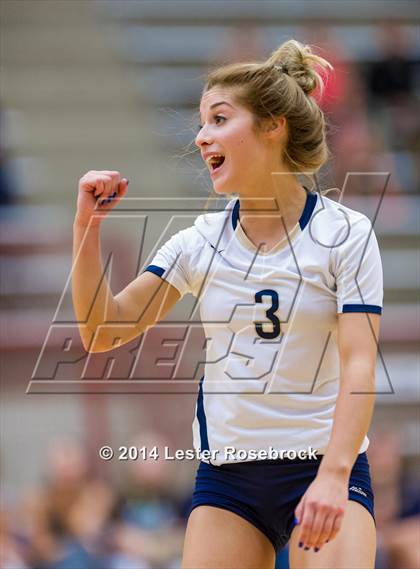 Thumbnail 2 in Reagan vs O'Connor photogallery.