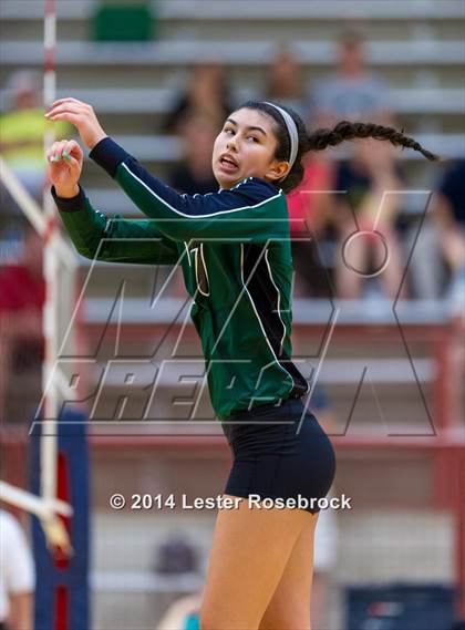 Thumbnail 2 in Reagan vs O'Connor photogallery.