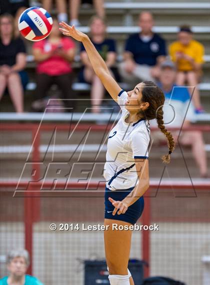 Thumbnail 1 in Reagan vs O'Connor photogallery.